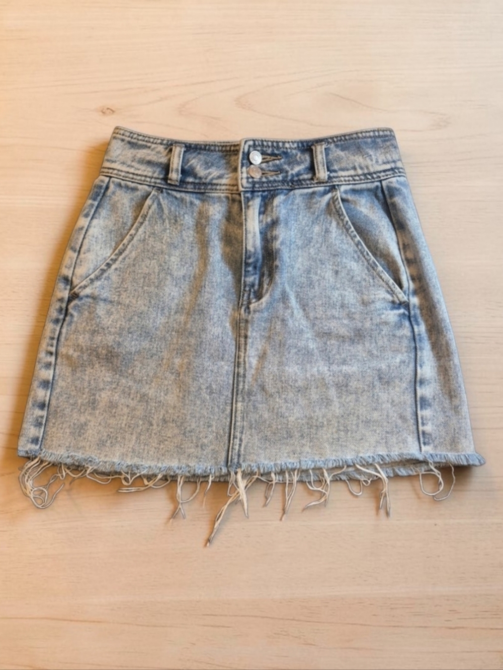 PacSun Light Blue Acid Wash Denim Mini Skirt - Picture 2 of 12
